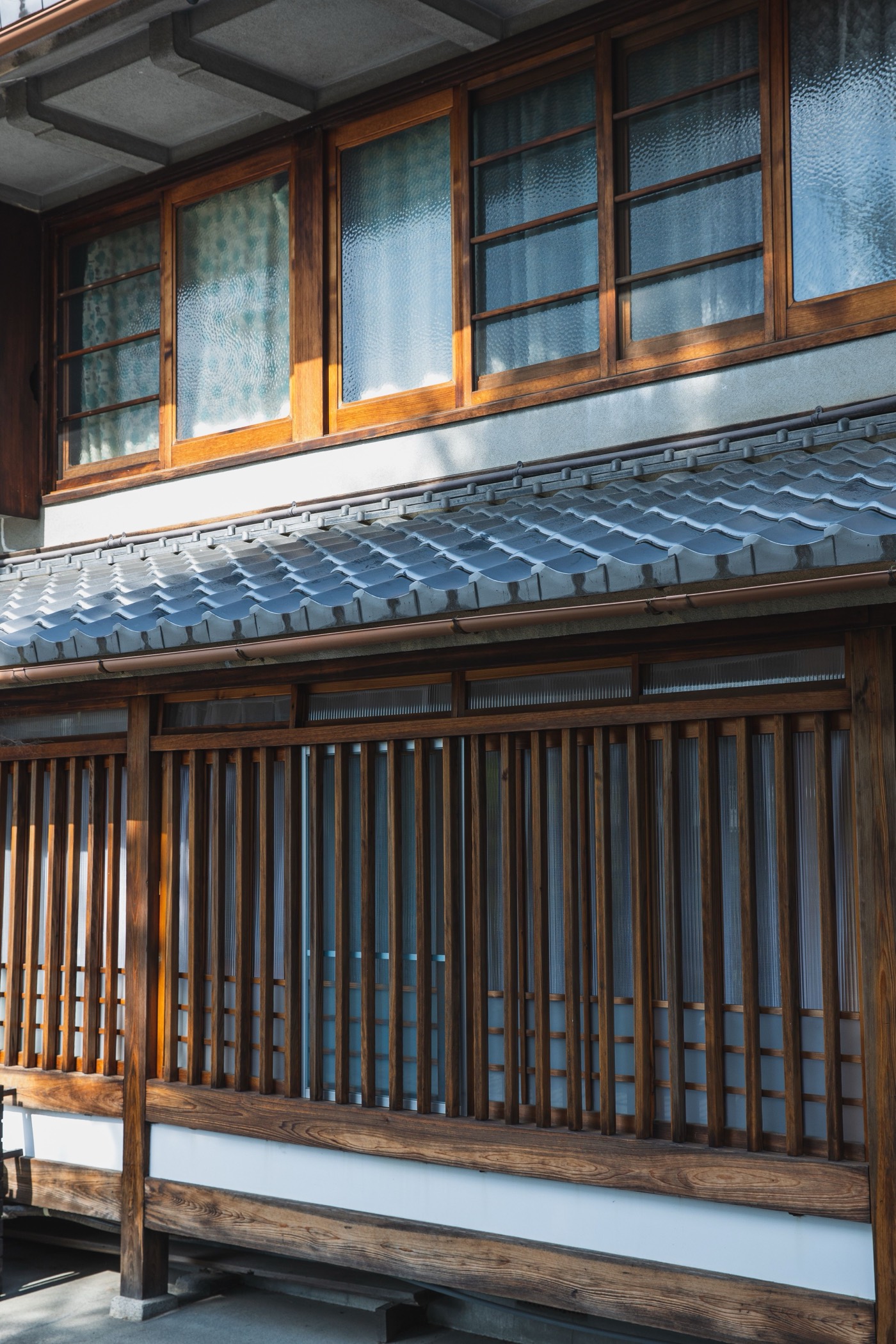 格子戸 — Lattice façades