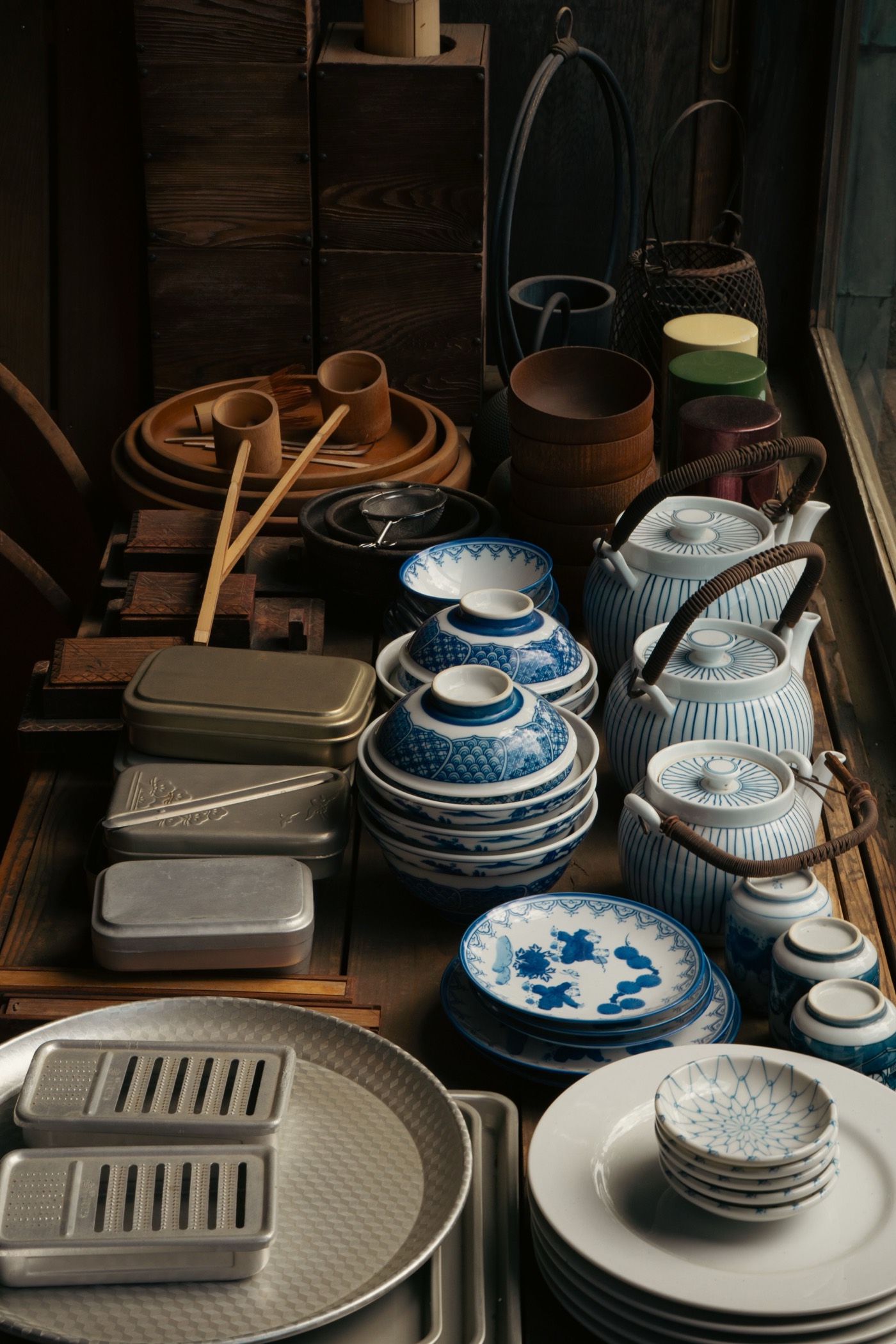 藍と白の器 — Indigo and white ware